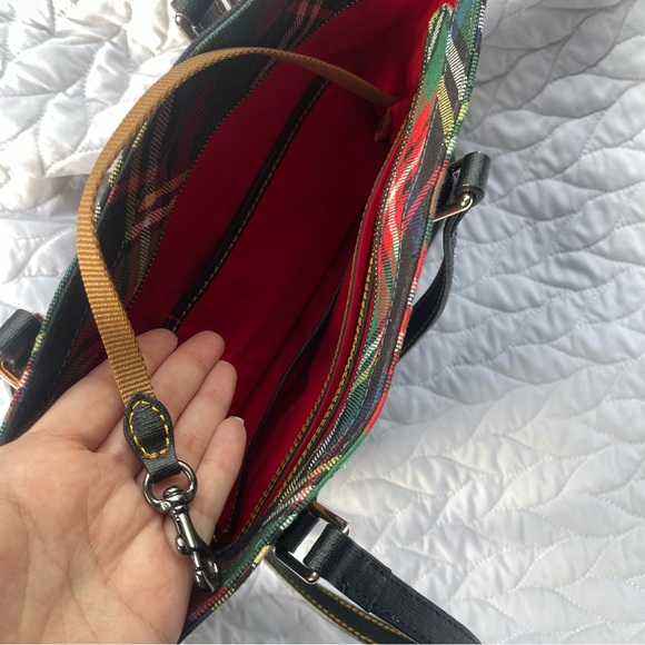 Dooney & Bourke Tartan Plaid Richmond Shopper Bag Tote Black Red Green 2 Handle - Picture 7 of 14